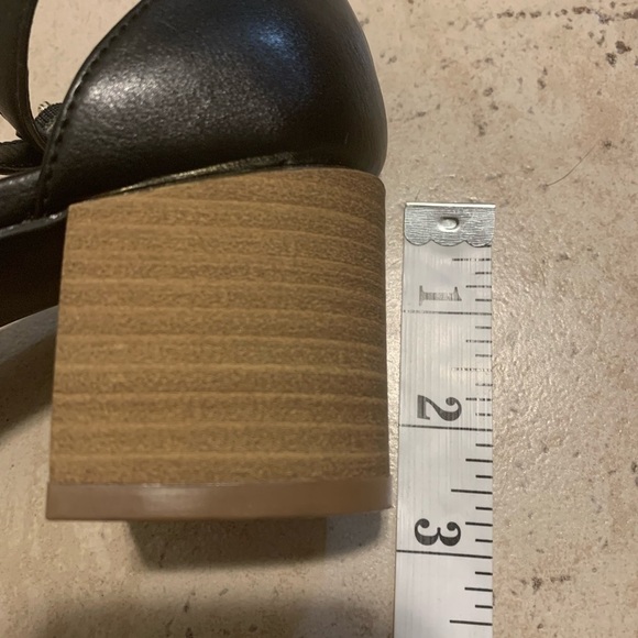 CALL IT SPRING Minimalist Black Ankle Strap Heels Size 6 - Picture 8 of 10